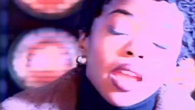 Fugees ft. A Tribe Called Quest & Busta Rhymes - Rumble In The Jungle