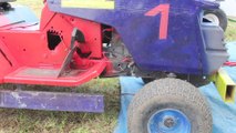 Prigonrieux : course de tracteurs tondeuses