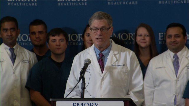 Ebola : deux médecins américains infectés par le virus sont guéris