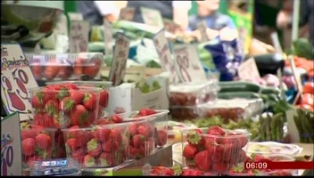 Food poverty: Experts issue malnutrition health warning