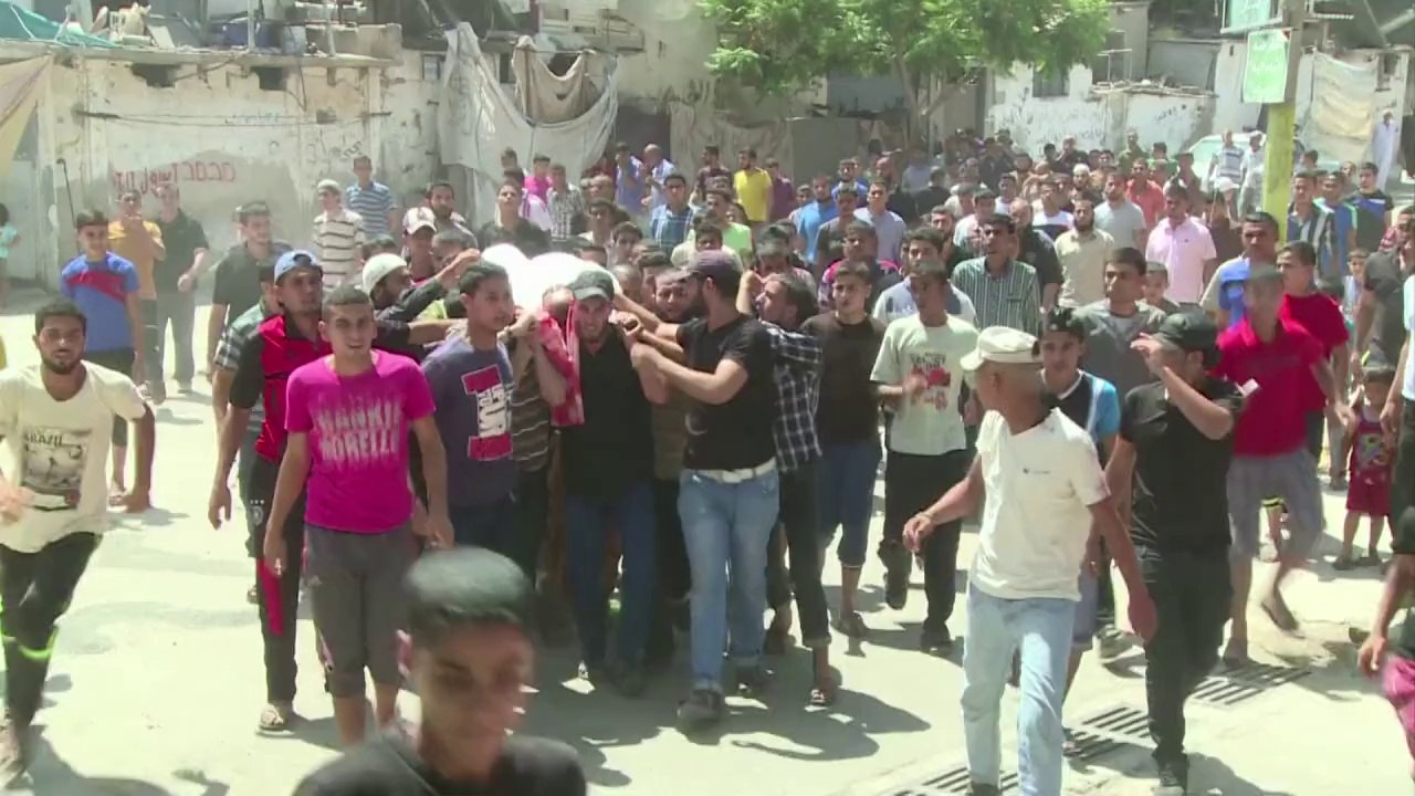 Funérailles de palestiniens tués par des raids israéliens à Gaza