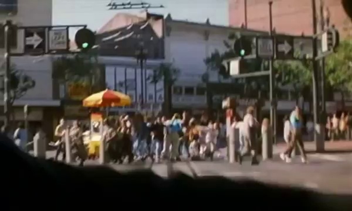 Metro trailer