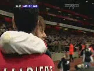 Rosicky Embraces The Crowd