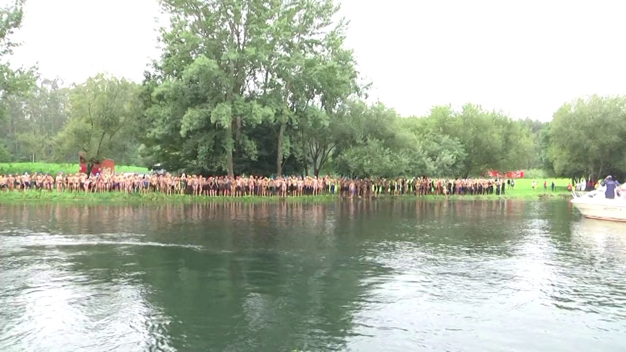 57 DESCENSO A NADO RIA DE NAVIA