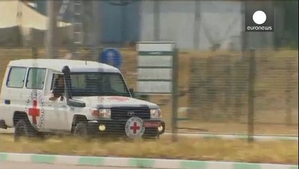 Ukraine: controversial Russian aid cargo is unloaded in Luhansk