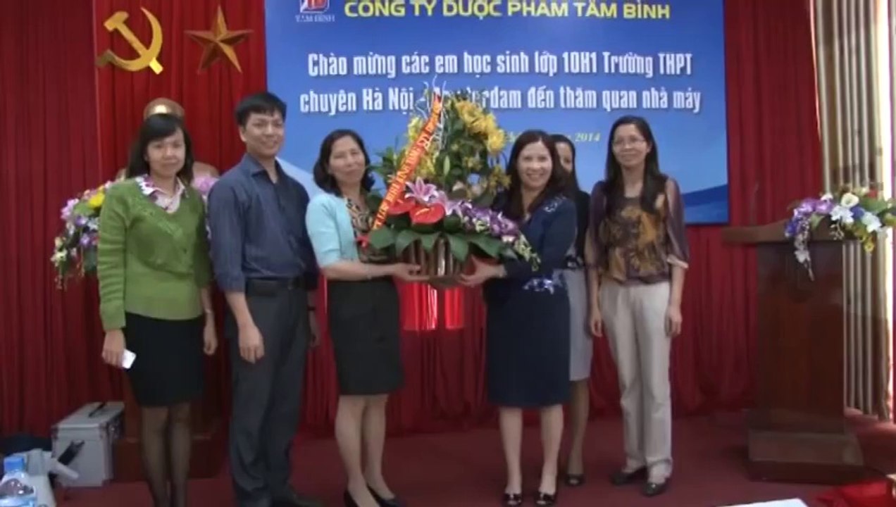 Học sinh trường Amsterdam tham gia hoạt động hướng nghiệp tại Dược phẩm Tâm Bình