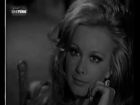 Seven Ne Yapmaz - Zeki Müren (Filiz Akın & Zeki Müren)