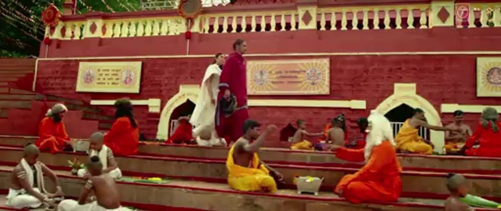 Official_ Singham Returns Theatrical Trailer _ Ajay Devgn _ Kareena Kapoor _ Rohit Shetty