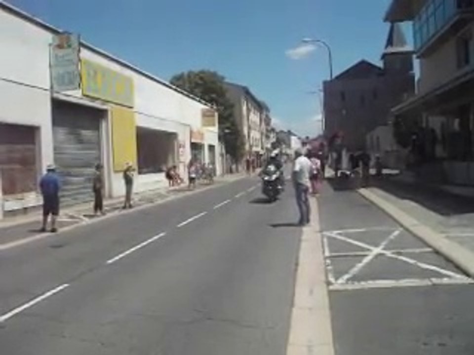 Tour de France 2014  étape du 23  St Gaudens  - St Lary Plat d' Adet (Photographiez , courrez et paf le trottoir   ...)