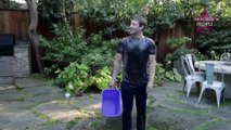 Ice Bucket Challenge : Barack Obama et Zoe Saldana se défilent !