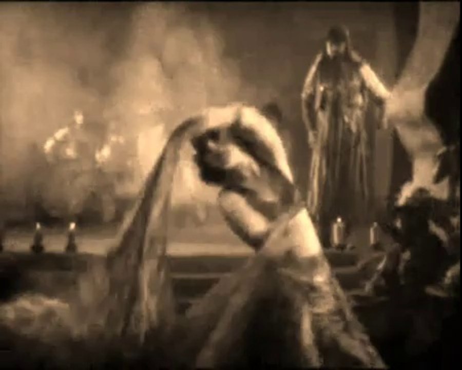 RUDOLPH VALENTINO E VILMA BÁNKY,1926. Canta CARLOS GALHARDO,1937.LENDA ÁRABE