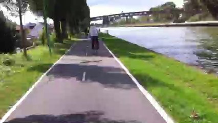 Balade en vélo le long des canaux (Saint-Denis et Ourcq) : : sur le vélo !