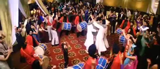 (Urmila, Fardeen, Anil, Abhishek, Mahima) Om Jai Jagdish-Happy Days