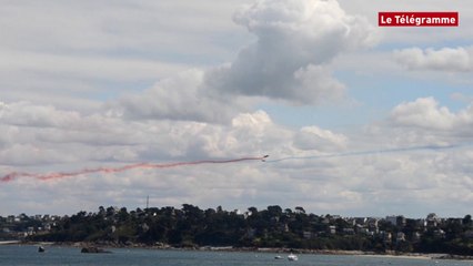 Perros-Guirec (22). La fine fleur de l'aviation au-dessus de Trestraou