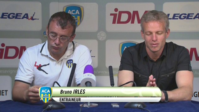 Conférence de presse AC Arles Avignon - FC Sochaux-Montbéliard (2-2) : Franck DUMAS (ACA) - Olivier ECHOUAFNI (FCSM) - 2014/2015