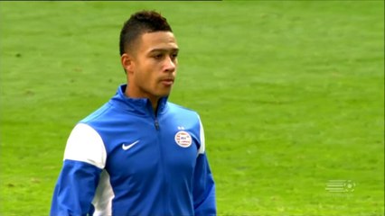 Football - Memphis Depay, déjà très chaud