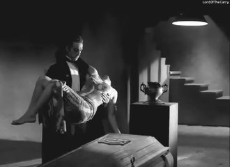 El Ataud Del Vampiro faint and unconscious arm carry