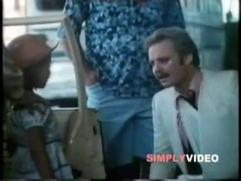 Angelina Jolie in Lookin' to get out 1982 ® - AOL Video