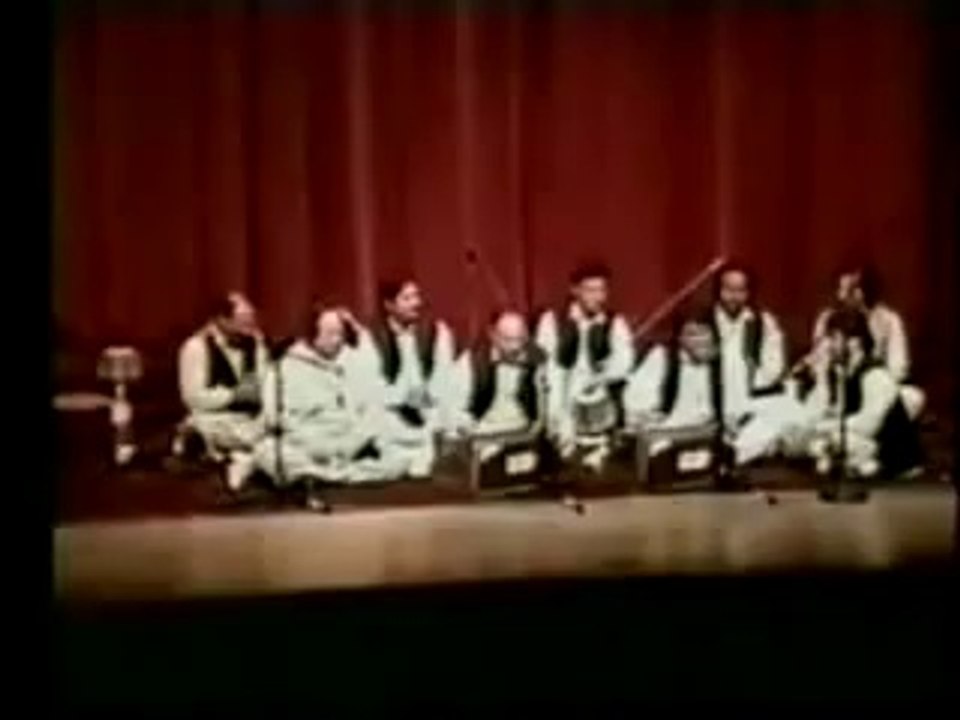 Man Kunto Mola Ali Mola - Kalam Hazrat Ameer Khusro (R.A) - Nusrat Fateh Ali Khan (Qawal)