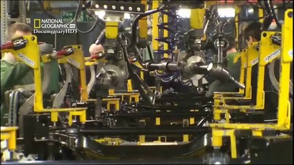 مصانع عملاقة _ سيارة جاكوار xj