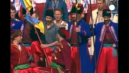 Ukrayna iç karışıklığın gölgesine Bağımsızlık Gününü kutladı