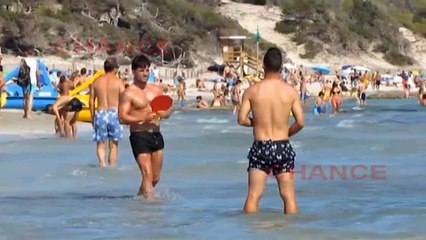 Paula Echevarría y Sara Carbonero se van de cena