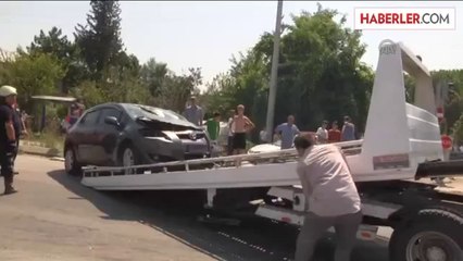 Ambulansla otomobil çarpıştı: 4 yaralı