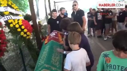 Bodrum'da Lunaparkta Hayatını Kaybeden 11 Yaşındaki Kerem Toprağa Verildi