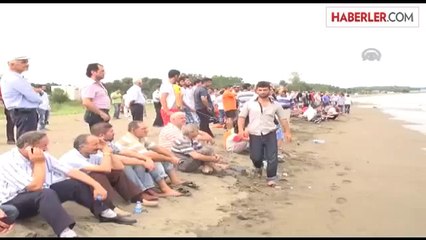 Denizde kaybolan genci arayan akrabası boğuldu