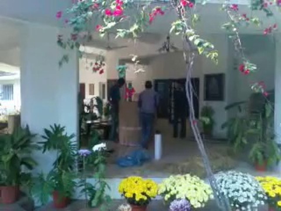TATA STEEL VP P. SENGUPTA PACKING BY C L S PACKERS & MOVERS JAMSHEDPUR  9835117420
