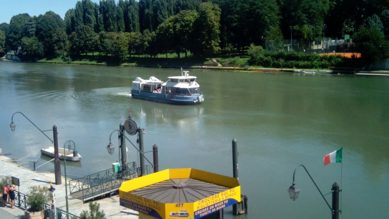 Ship leaving the dock