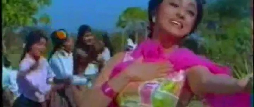 In Aankhon Se Nazar Ka Teer Chal Jaata To Kya Hota - (NEELA AAKASH - 1965)