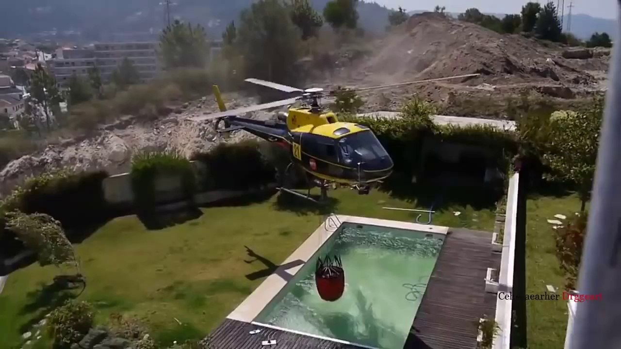 Planes Landing
