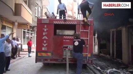 Hakkari'de Binada Çıkan Yangın Korkuttu