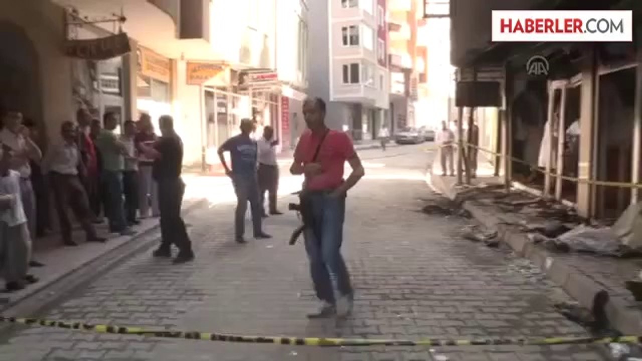 7 katlı binanın zemin katındaki lokantada çıkan yangın