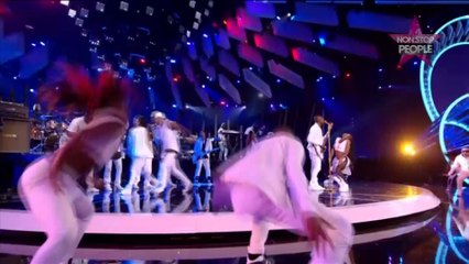 MTV VMA : Beyoncé en larmes sur scène embrasse Jay Z (Vidéo)