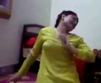 HOT DESI GILR HOT DANCE ON PASHTO SONG AT HOME -