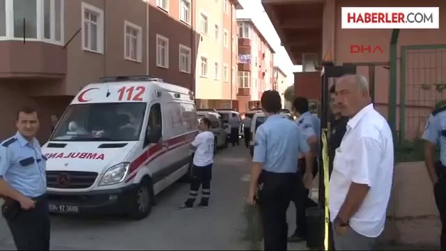 Eli Silahlı Adamı Müzakereci Polis Teslim Aldı
