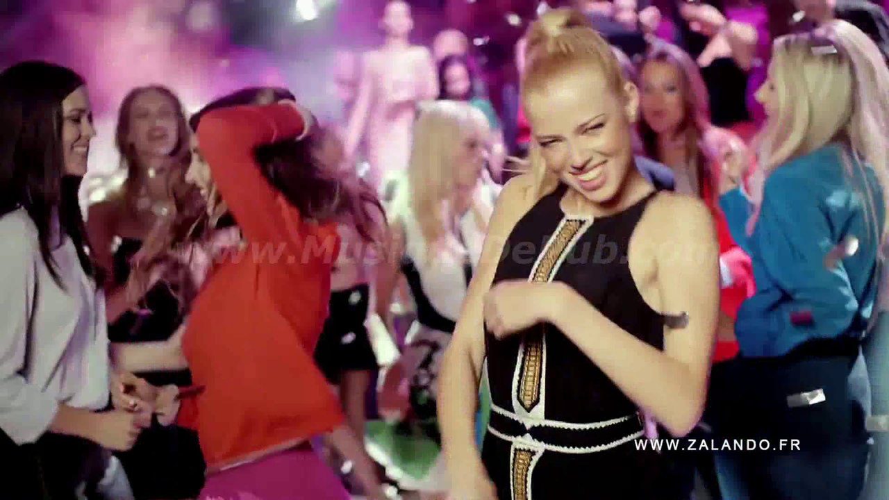 pub Zalando 'défilé de mode' 2014 [HQ]