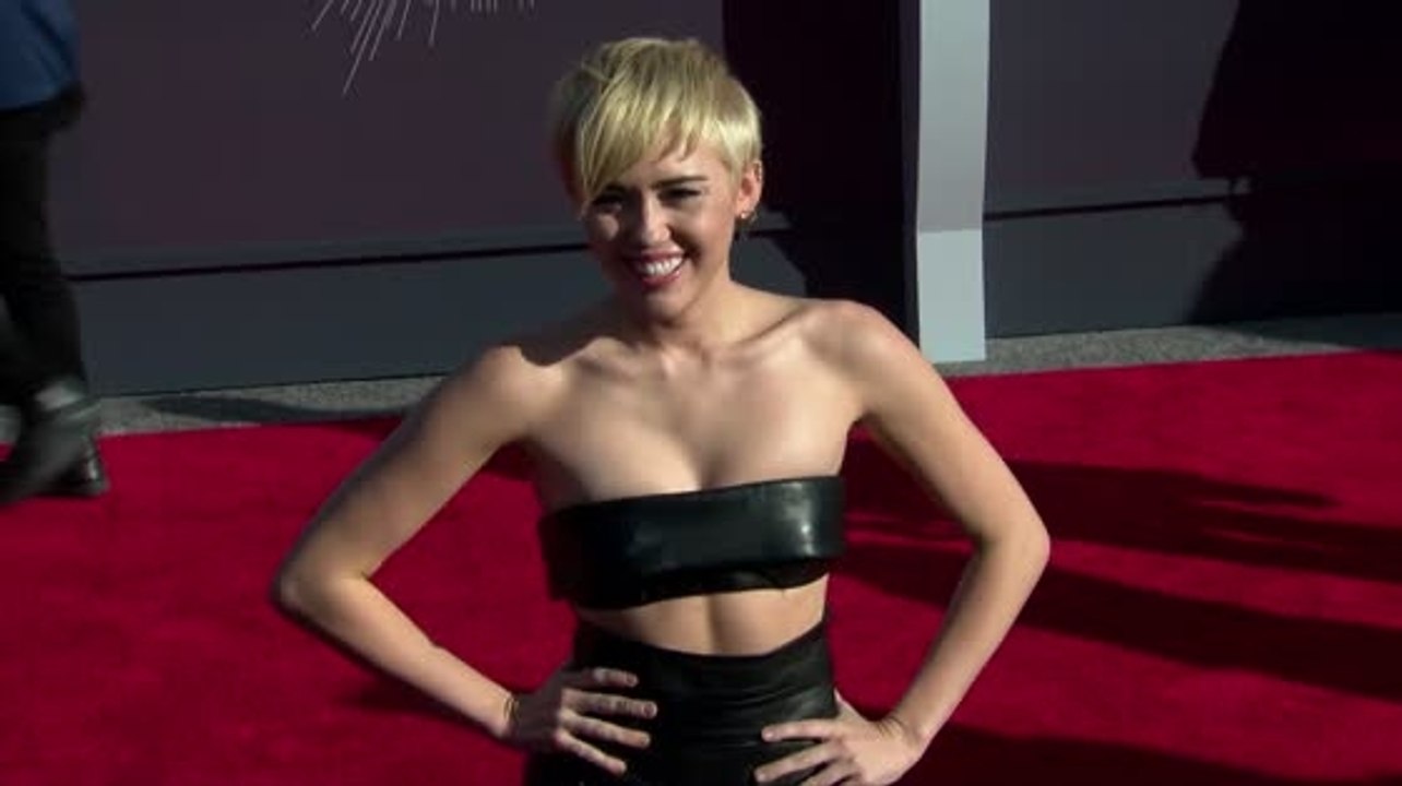 Wirf einen Blick auf die Gewinner der 2014 MTV VMAs