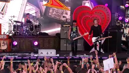 5 Seconds of Summer Amnesia live performance MTV VMAs 2014