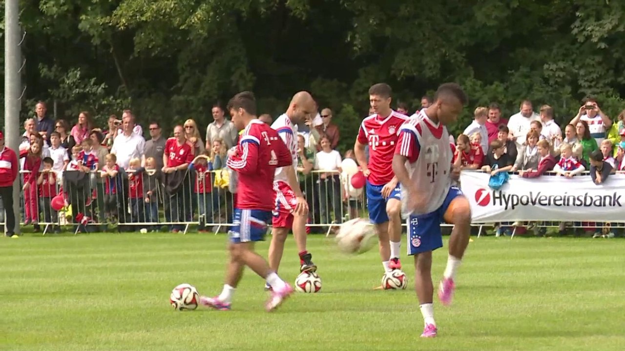 FCB hautnah: Showtraining am Münchner Tucherpark