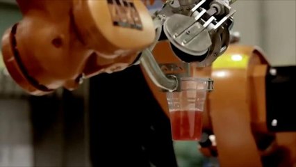 Robot Makes Bloody-Marys for Cruise Line
