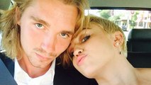 Miley Cyrus Uses VMA Acceptance Speech to Encourage Donations for Homeless Youth