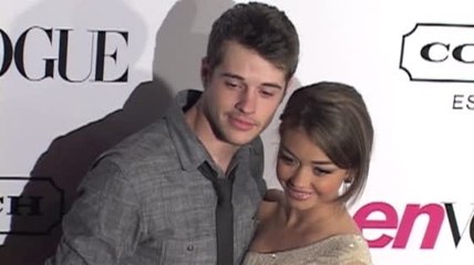 Sarah Hyland Breaks Up With Long-term Boyfriend, Matt Prokop
