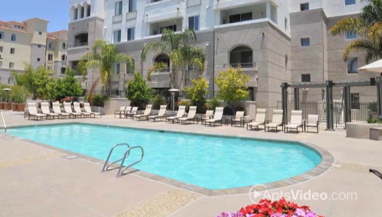 La Jolla Crossroads Apartments in San Diego CA