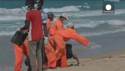 Un centenar de inmigrantes muertos en las playas de Libia