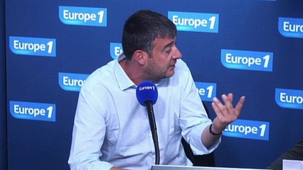 "Cinq morts à Saint-Denis et 15 à Marseille"