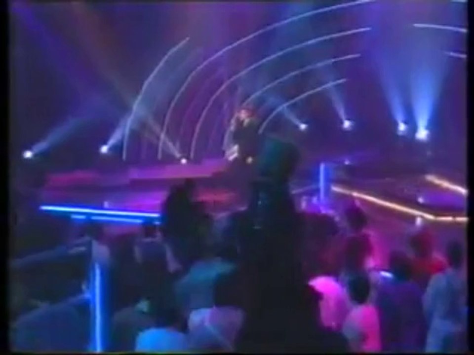 Pet Shop Boys - Domino Dancing