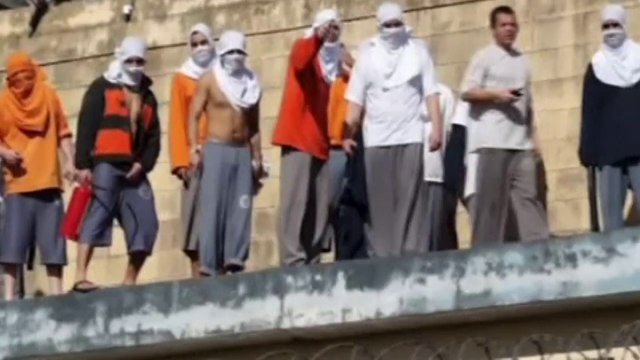 Brazil prisoners decapitated in Cascavel jail riot